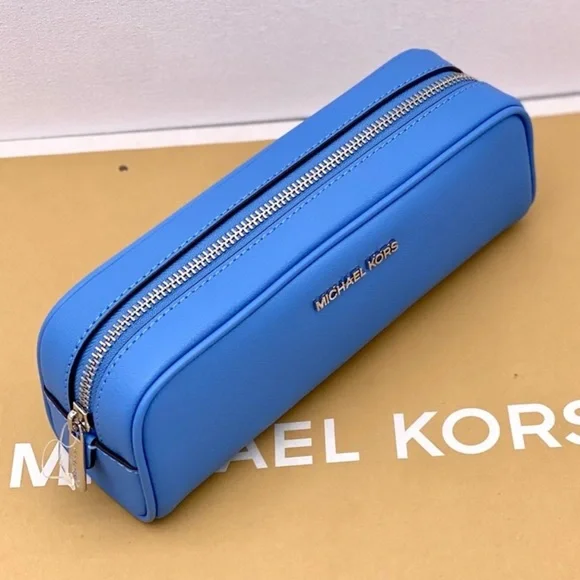 Michael Kors Pencil Cosmetic Case MK Giftables MD Makeup - Picture 3 of 9